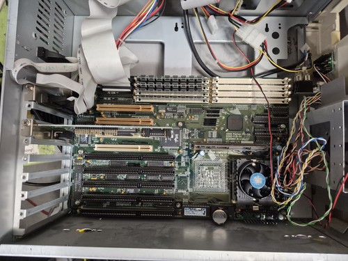 Tyan tomcat s1562 - s1562, cpu